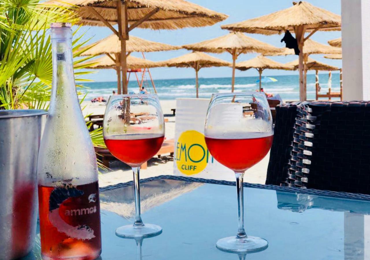 Lemon Cliff Luxury B&B Mamaia Buitenkant foto