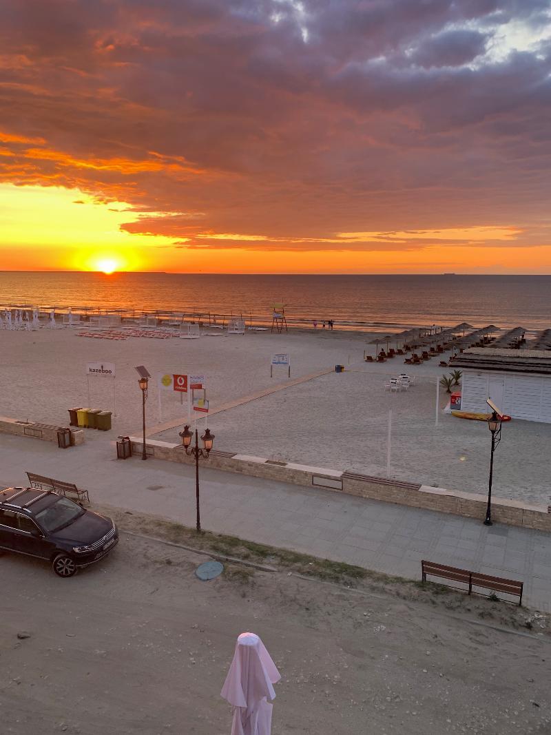 Lemon Cliff Luxury B&B Mamaia Buitenkant foto